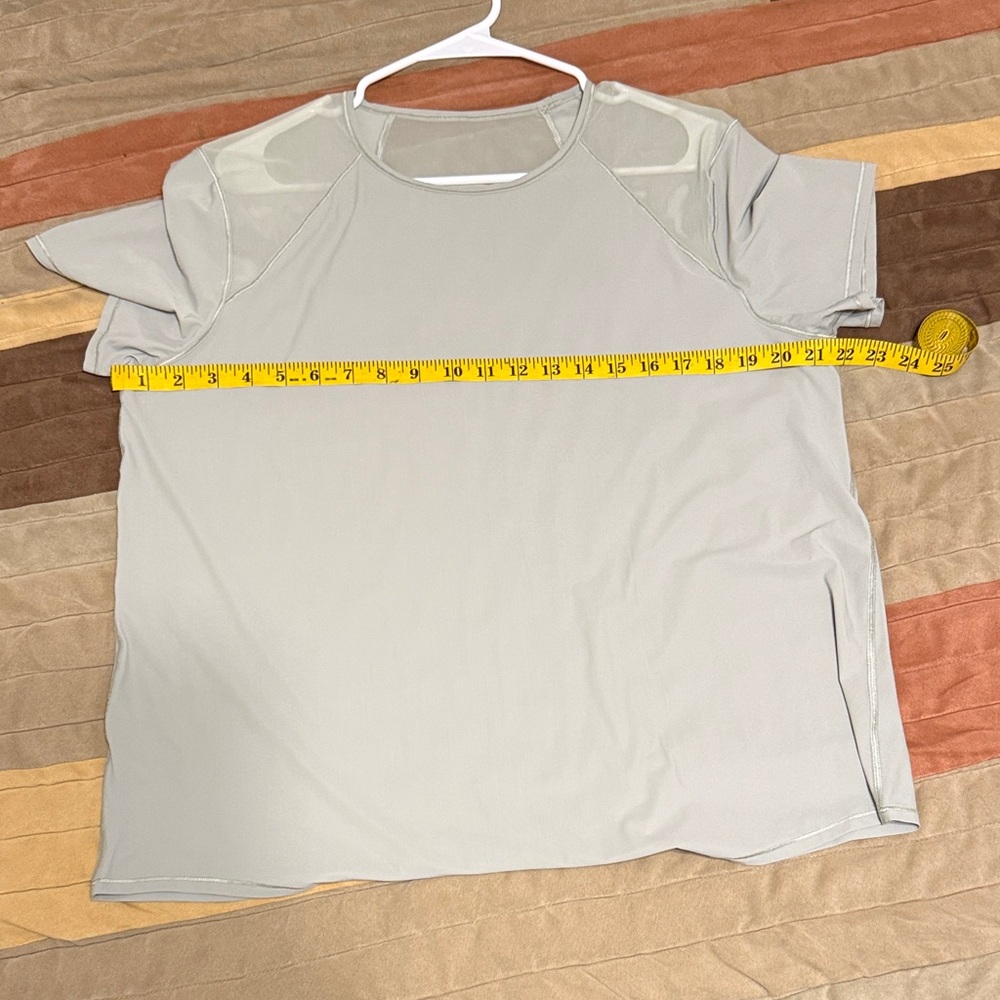 🍋 LULULEMON Sculpt Short Sleeve Shirt Pit to Pit: 22” - Picture 4 of 15